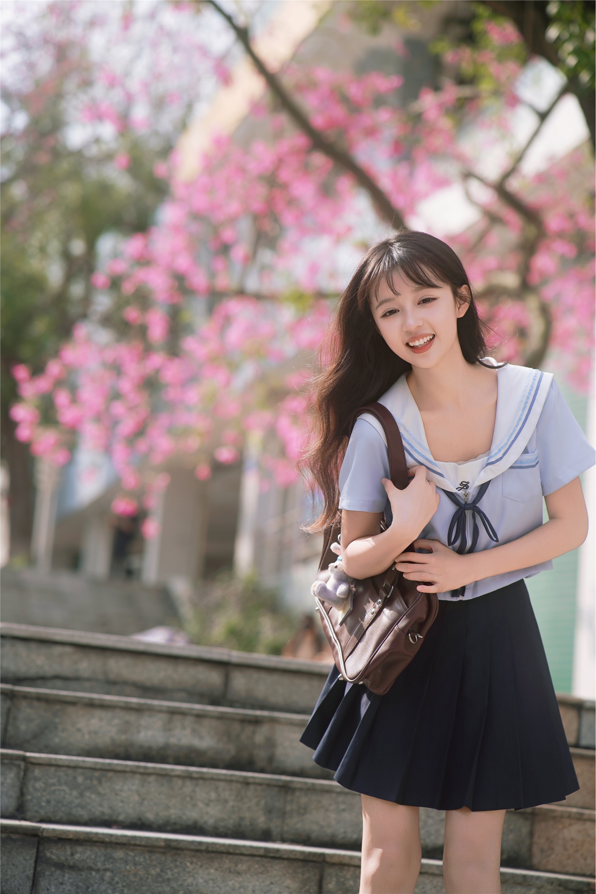 YITUYU艺图语 2025.01.18 粉色的恋爱季 小鱼